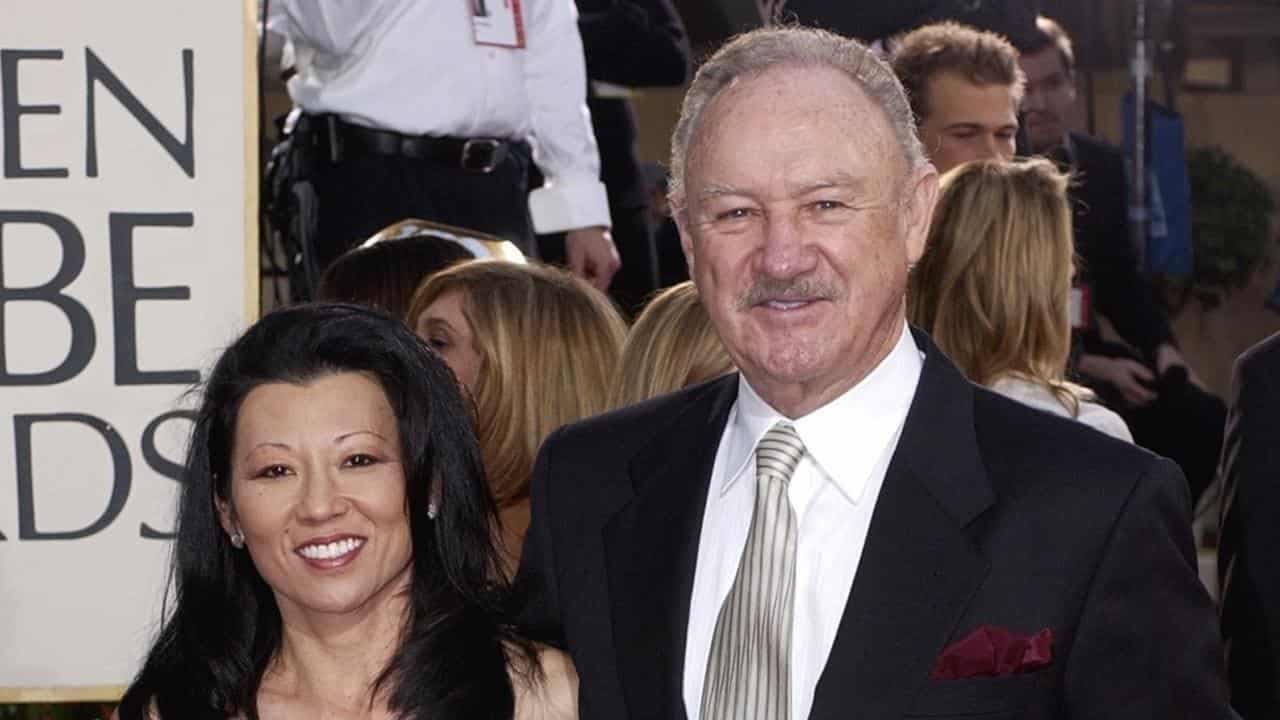 Hackman's wife researched symptoms of flu-like illness