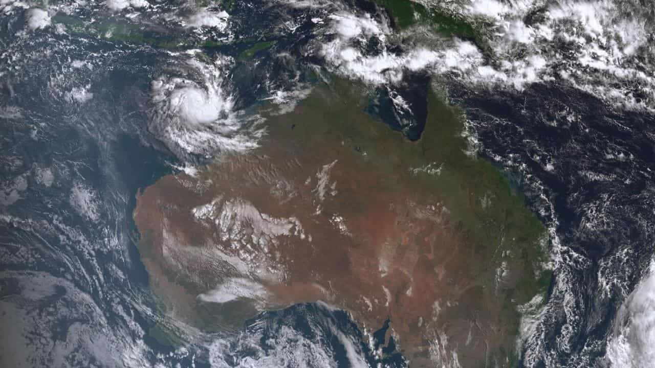 Tropical cyclone to strengthen after forming off coast