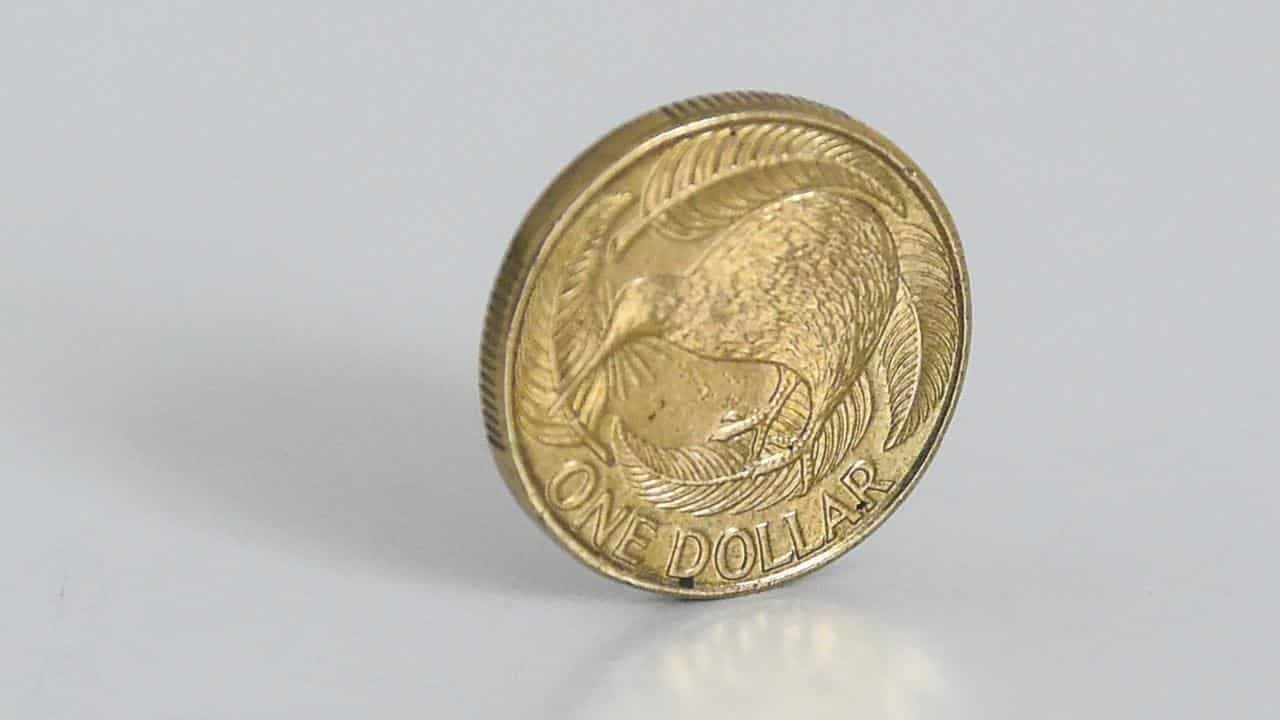 Frugal Kiwi government takes axe to central bank budget