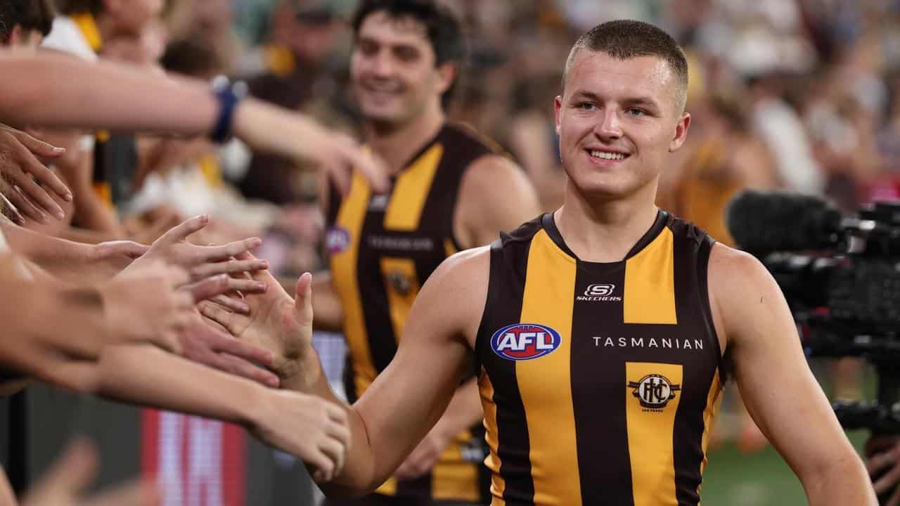 Hawthorn coach tips Ginnivan to recapture goal-den form