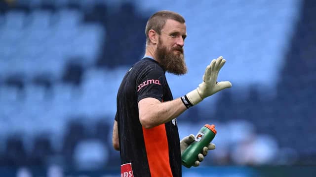 Socceroos' World Cup hero Redmayne leaves Sydney FC