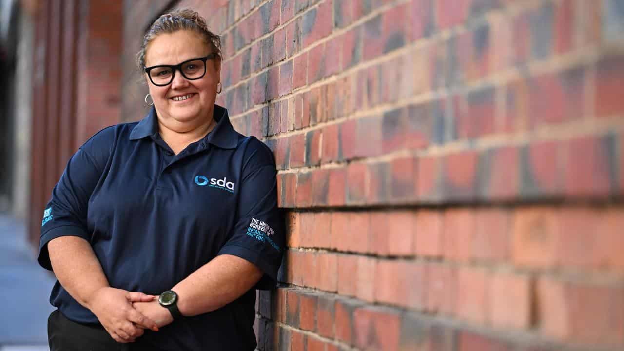 Dutton 'dressed up as lamb' on working from home: Labor