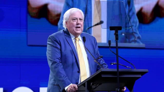 Palmer makes pitch to Patriots at campaign launch