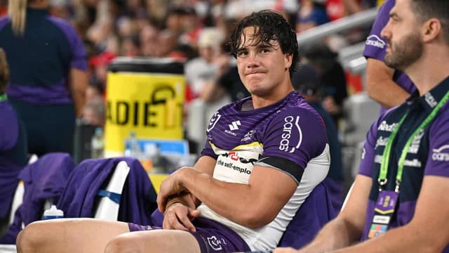 Storm sweat on Howarth shoulder as injuries mount