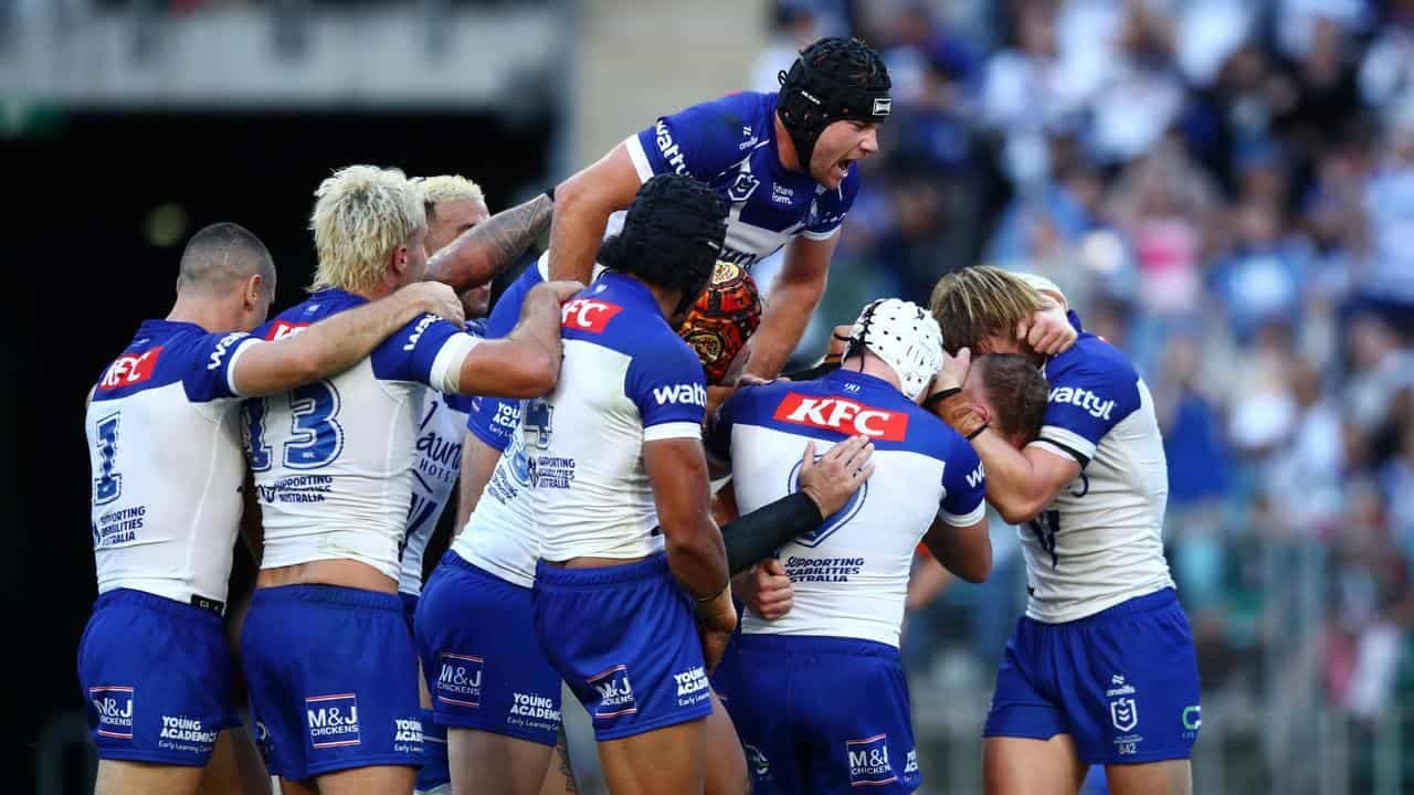 Burner account and coffee cart drive unbeaten Bulldogs