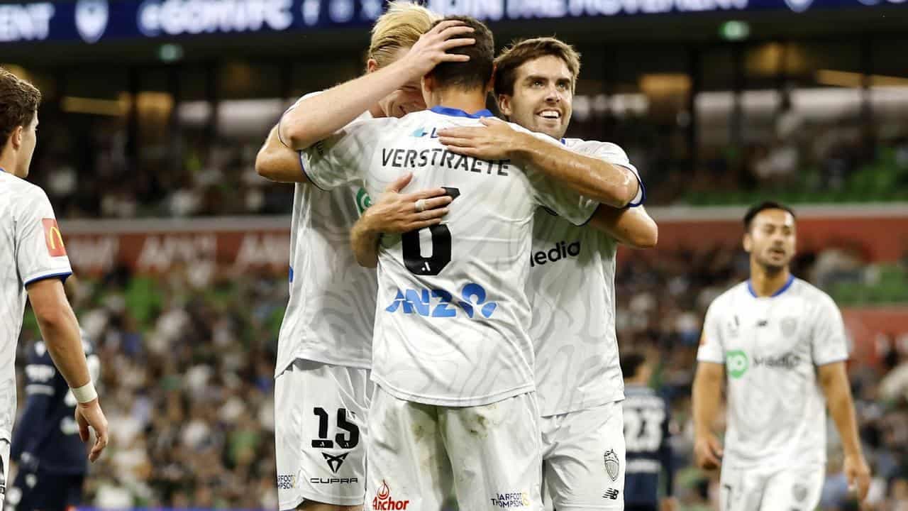 Auckland have to wait to seal ALM premiership