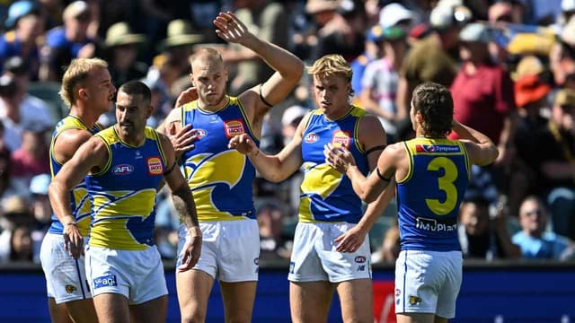 Allen feels the love after returning from Easter leave