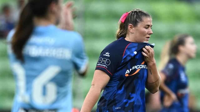 Jets star given show cause notice, Roar gun faces ban