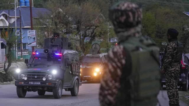 Attack on tourists in India's Kashmir kills 26