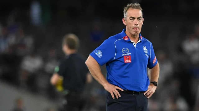 Kangaroos lash 'coach bashing' of under-fire Clarkson