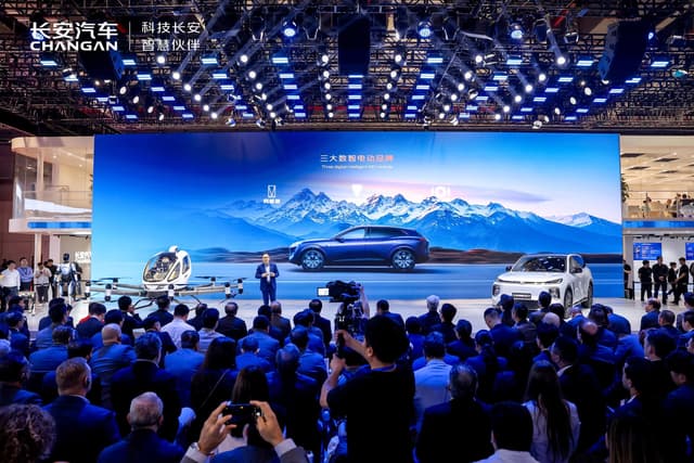 ChangAn Automobile Embraces Innovation with "Together for a Smarter World" Theme at Auto Shanghai 2025