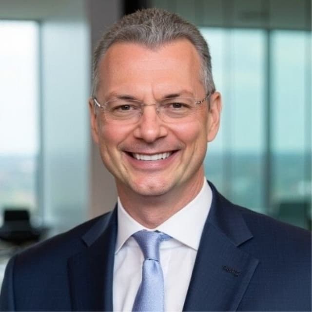 DXC Appoints William Pieroni to Drive Strategy and Growth Across Global Insurance Software and Business Process Services