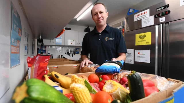 New cohort of 'working poor' fronting food charities