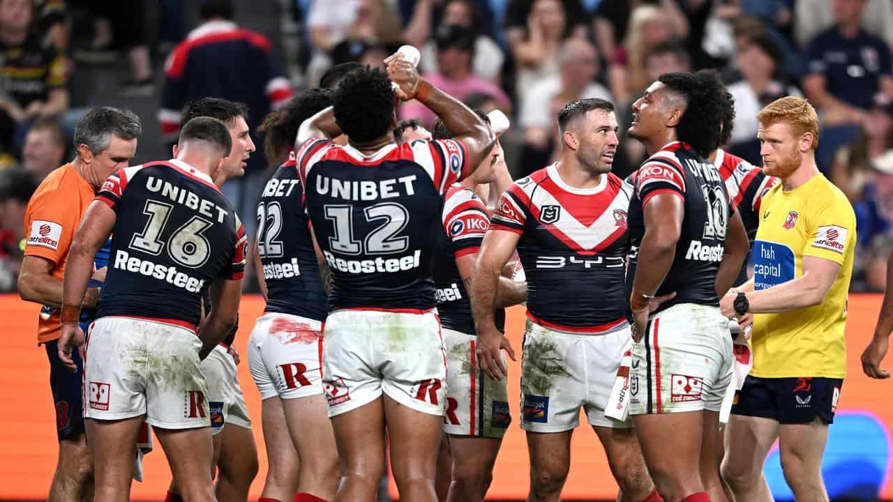 Roosters looking to avoid fall to bottom of NRL pile