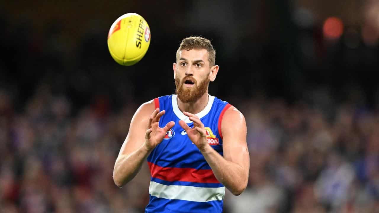 Dogs axe veteran Jones as Eagles skipper returns