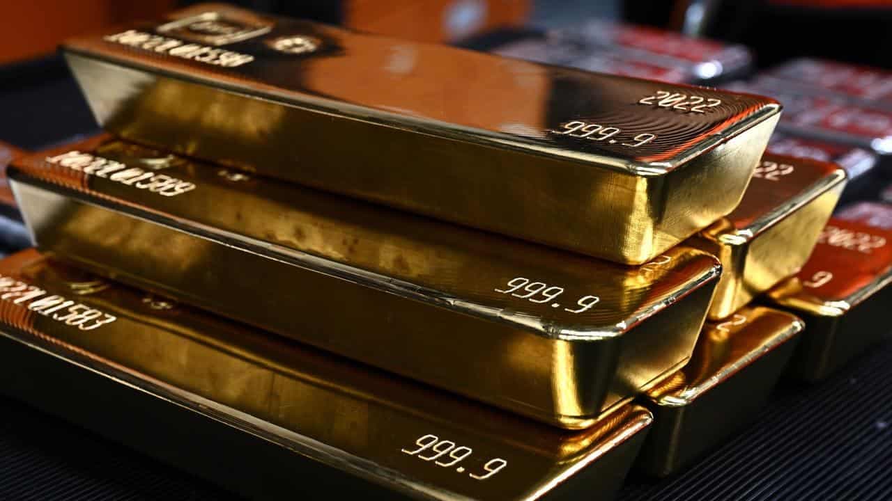 Fraud warning from 'gold squad' as price hits new high