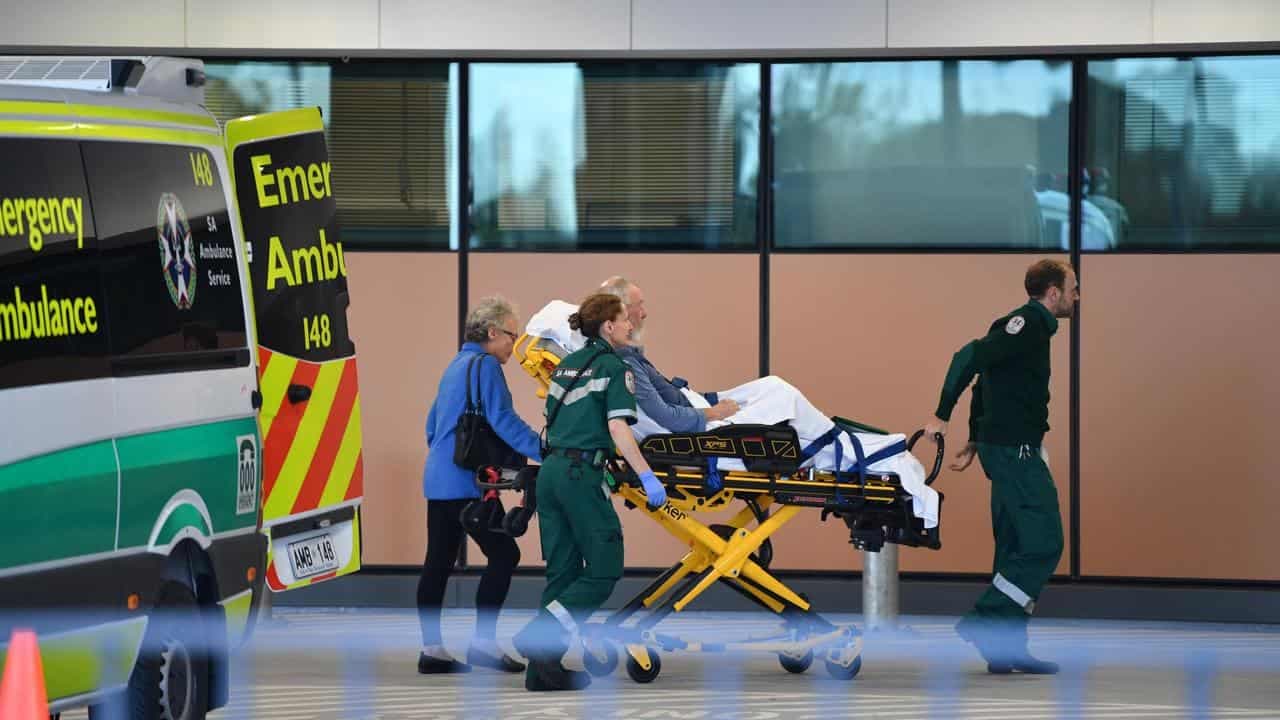 'Living week-to-week': doctors struggle to stay rural