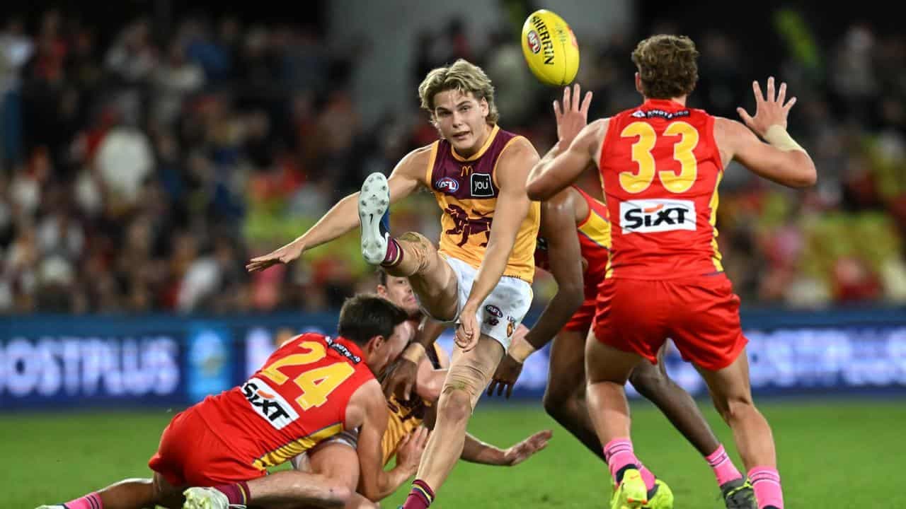 Brotherly shove: Ashcrofts to play QClash 'on edge'