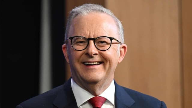 'Good to see': Albo laughs off Tiger King's endorsement