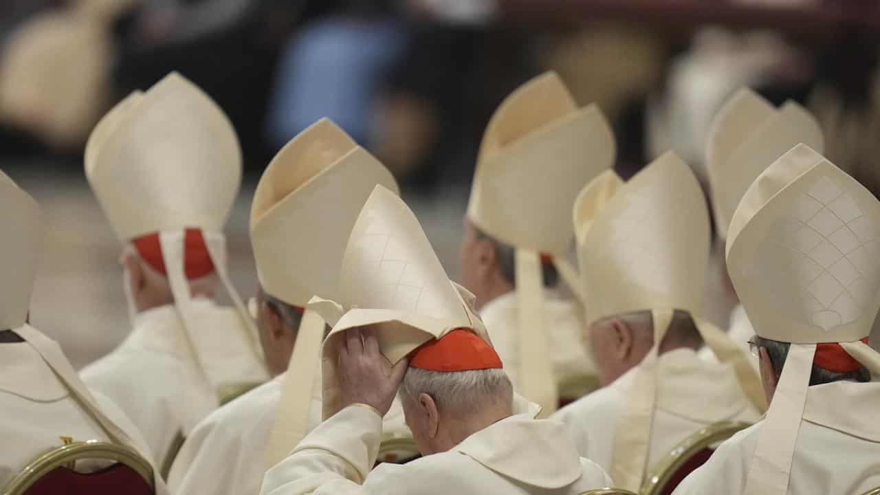 All cardinals have arrived in Rome for papal conclave