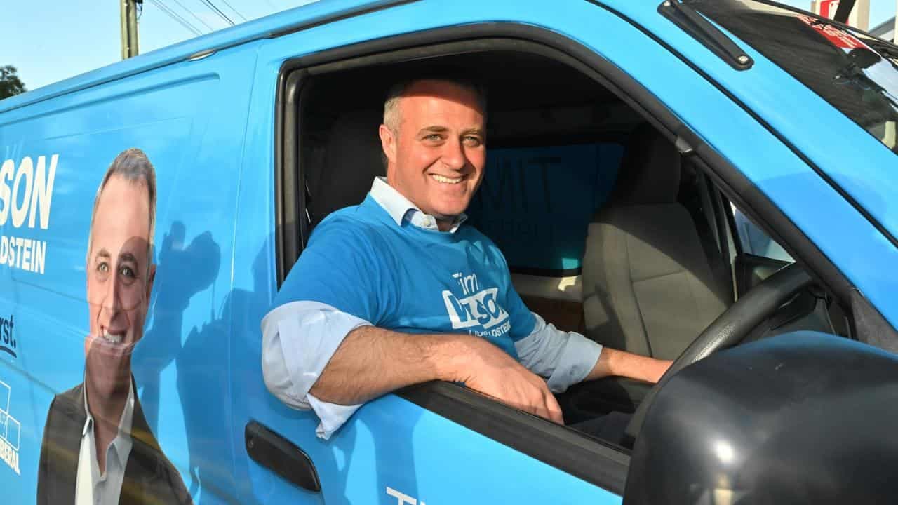 Liberal seizes seat in teal rematch, Greens leader gone