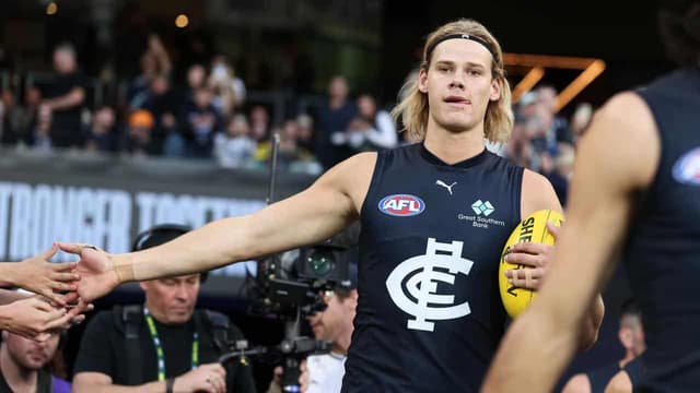 Blues star De Koning won't rush free agency call