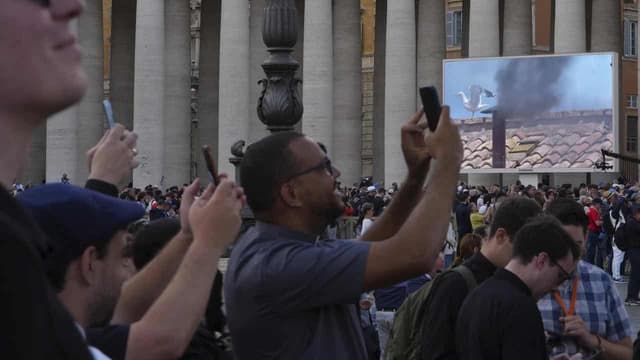 More black smoke at conclave, so no new Catholic pope