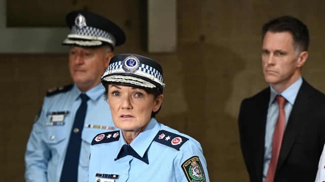 Frontrunner coy amid speculation on new top cop