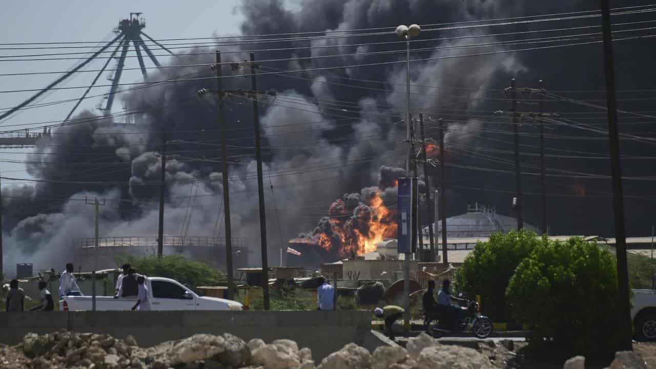 Explosions rock Port Sudan, army intercepts drones