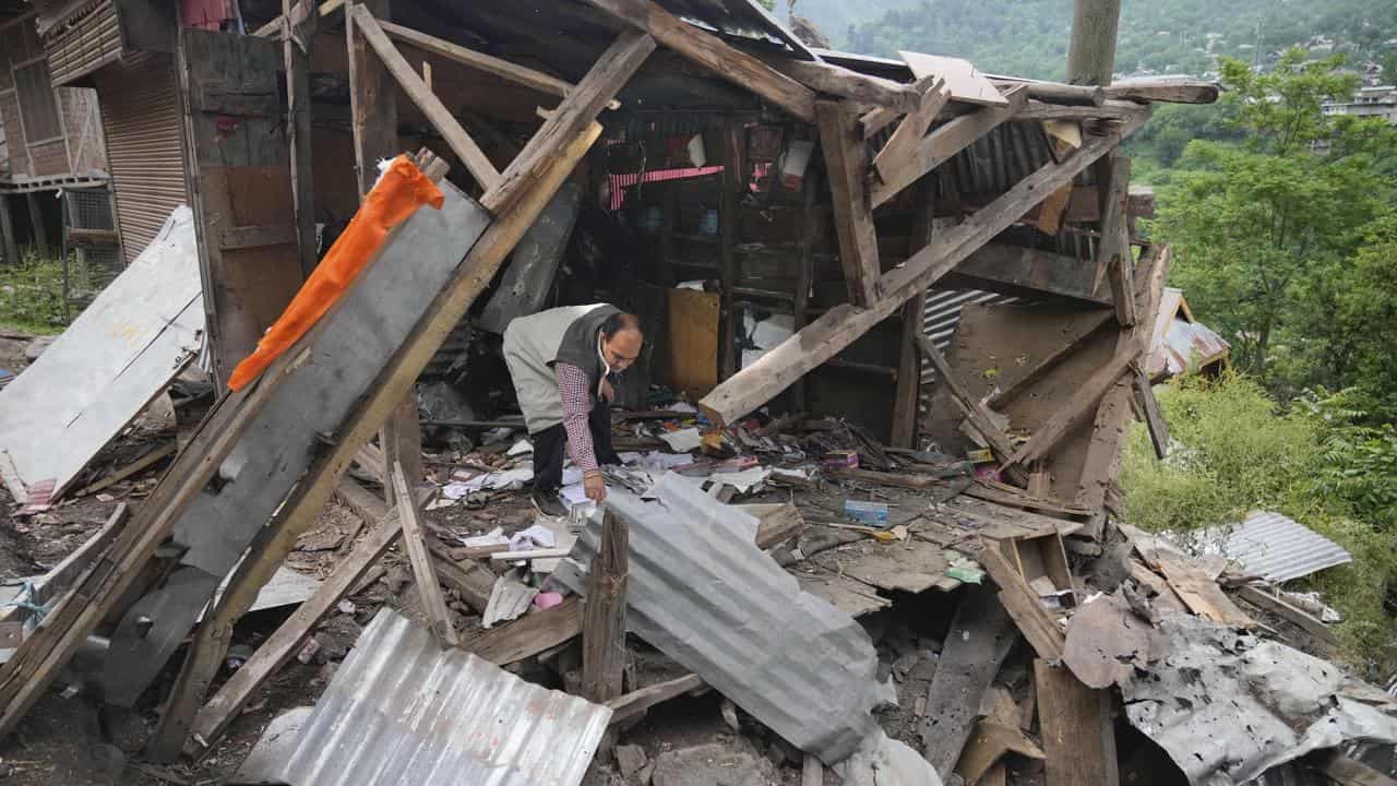 India and Pakistan accuse each other of attacks