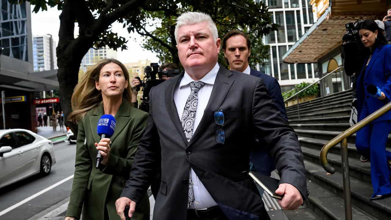 Cricket legend backs ex-spinner over 'biggest mistake'