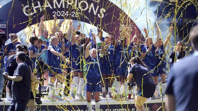 Kerr's Chelsea prove 'Invincibles' without Aussie star