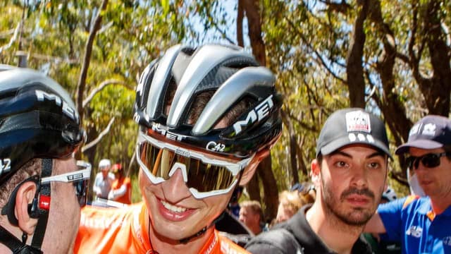 Vine blooms amid Plapp's gloom in Aussie Giro drama