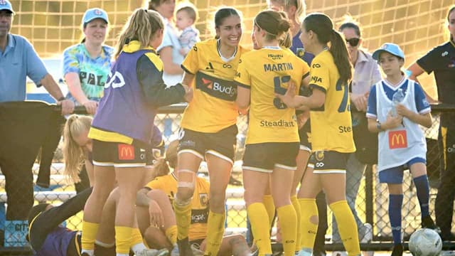 Offside goal helps Mariners stun City to make ALW final