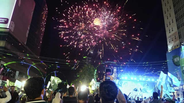 India, Pakistan militaries to talk as ceasefire holds