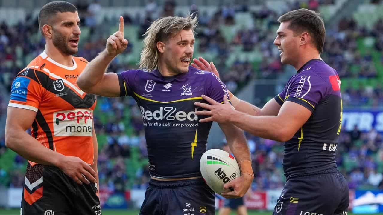 Paps puts hand up for Origin utility role with Blues