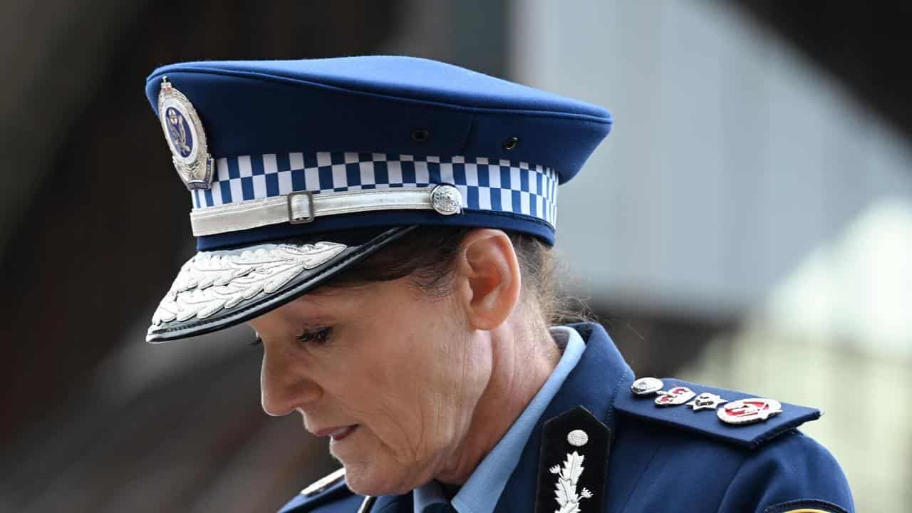 Top cop denies push as replacement search heats up