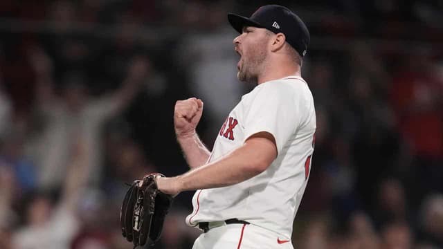 Hendriks pitching up solid form in major leagues return