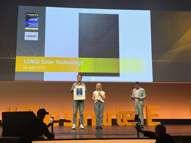 Hi-MO X10 Wins Smarter E AWARD 2025