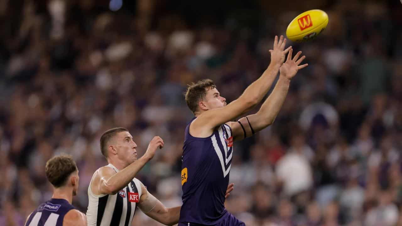 Ruck quandary: Longmuir preaches patience after injury