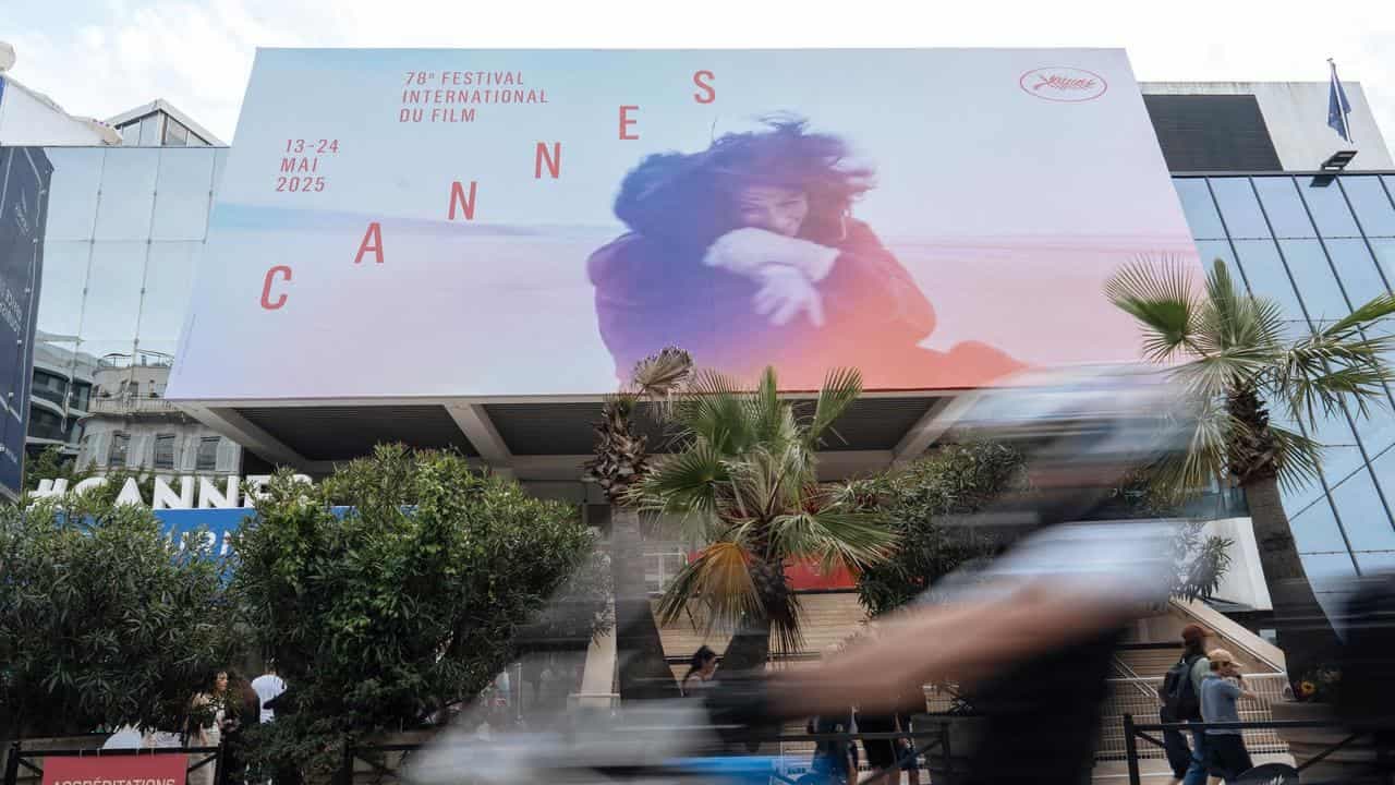 Cannes to open with Ukraine salute and De Niro honour