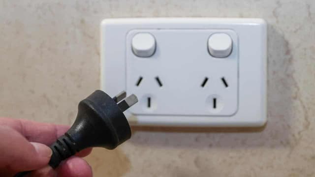 More households want to go full electric but lack spark