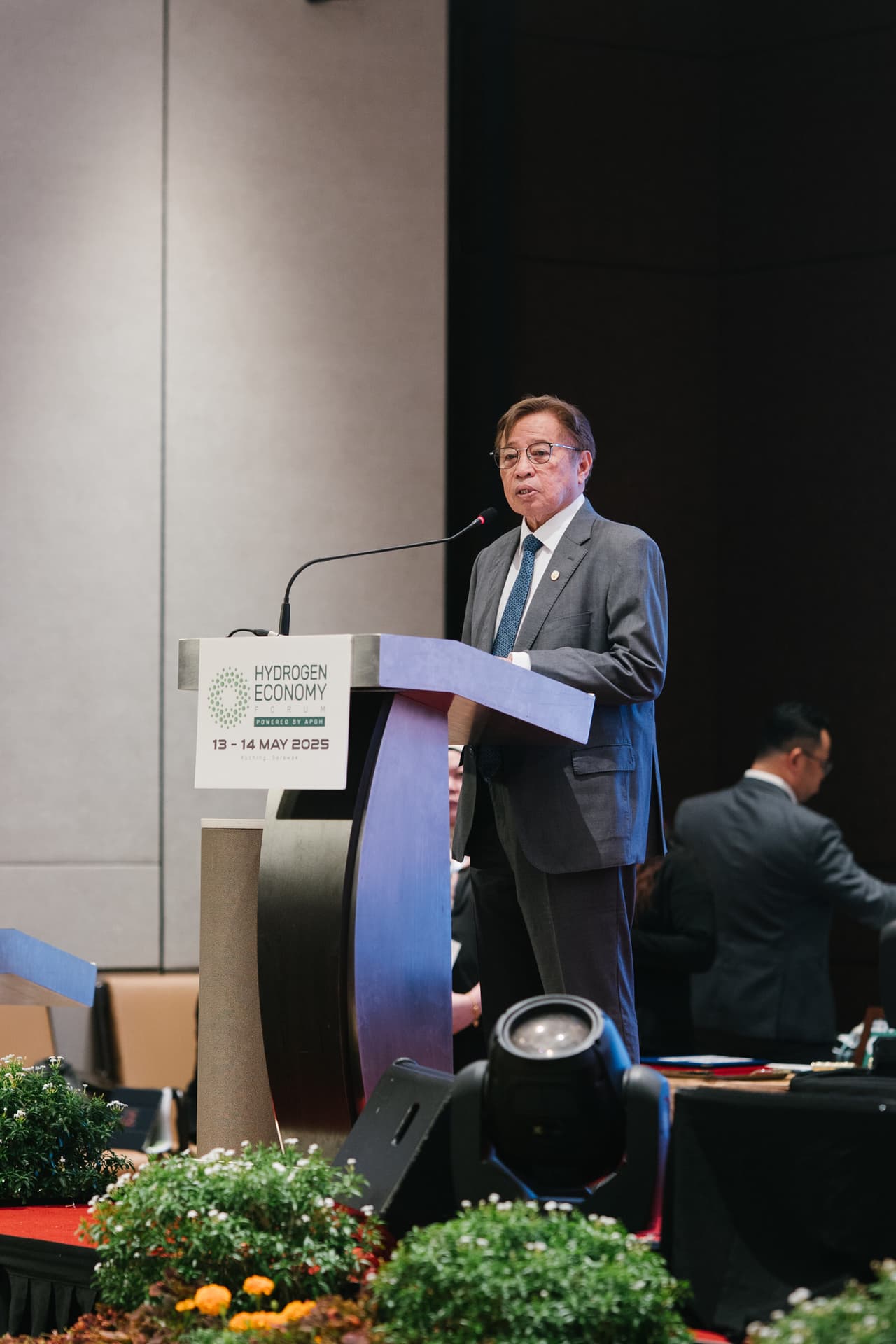Premier of Sarawak Officiates Hydrogen Economy Forum 2025, Launches Sarawak Hydrogen Economy Roadmap and Announces APGH 2026 to Further Cement Sarawak's Leadership in the Global Green Energy Transition