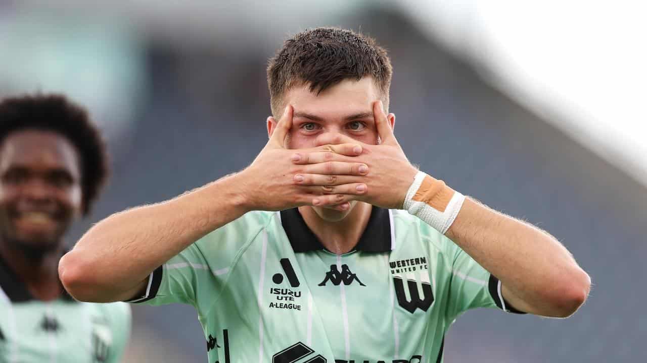 United striker fit, City's Socceroo in doubt for final