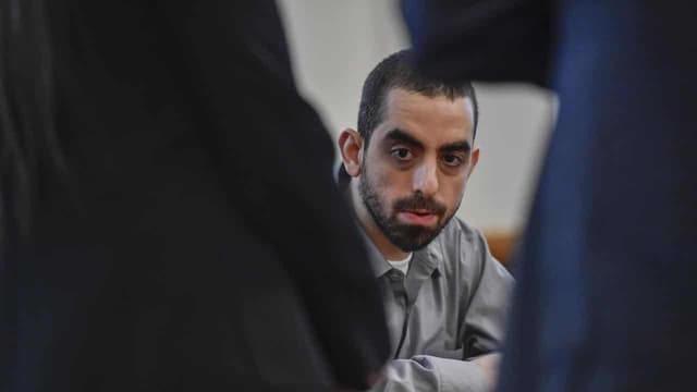 Man who stabbed Rushdie sentenced to 25 years in prison