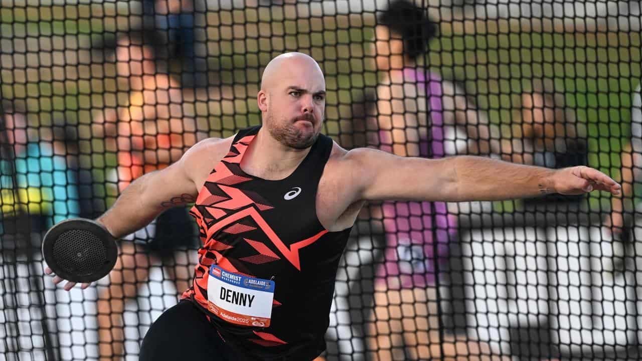 'Dominant' discus dynamo Denny's Doha Diamond delight