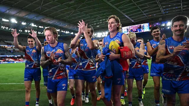 'Unflappable' Dog Dale breaks club record in AFL rout
