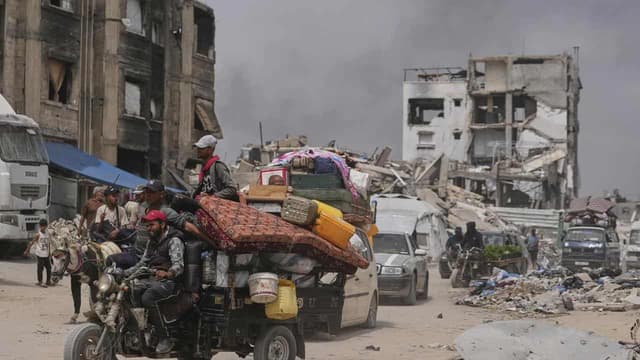 Strikes after Israel agrees to let some aid into Gaza