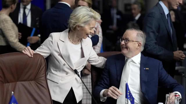 EU pushes defence ties amid hope for trade breakthrough