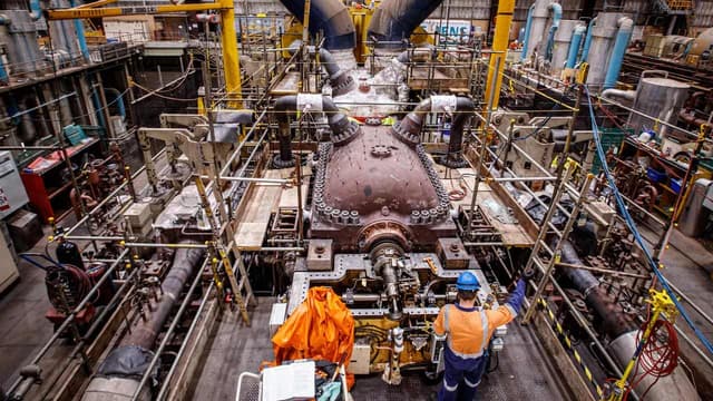 Power giant charged over 'unsafe' lead levels